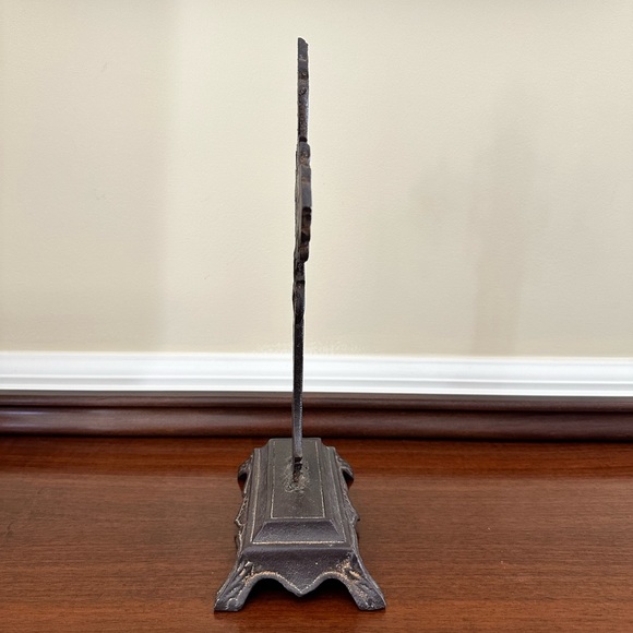 Iron Cross - Picture 5 of 8